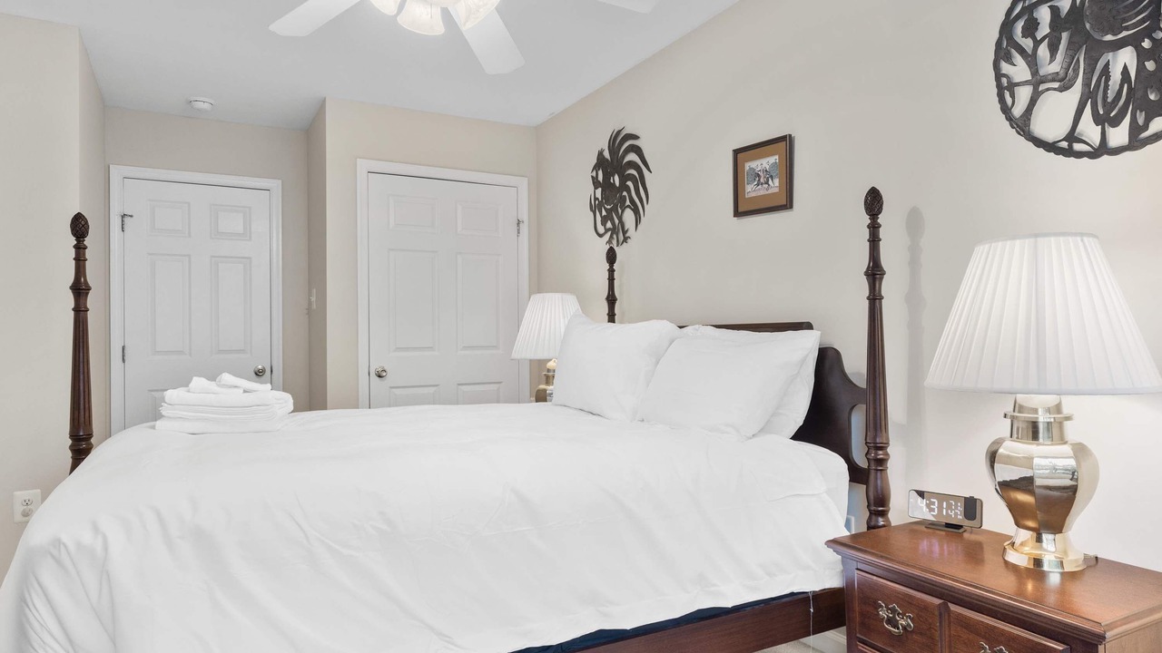 Photo of Bedroom in Old Town West