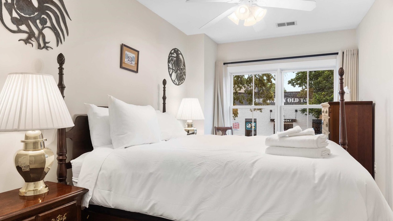 Photo of Bedroom in Old Town West
