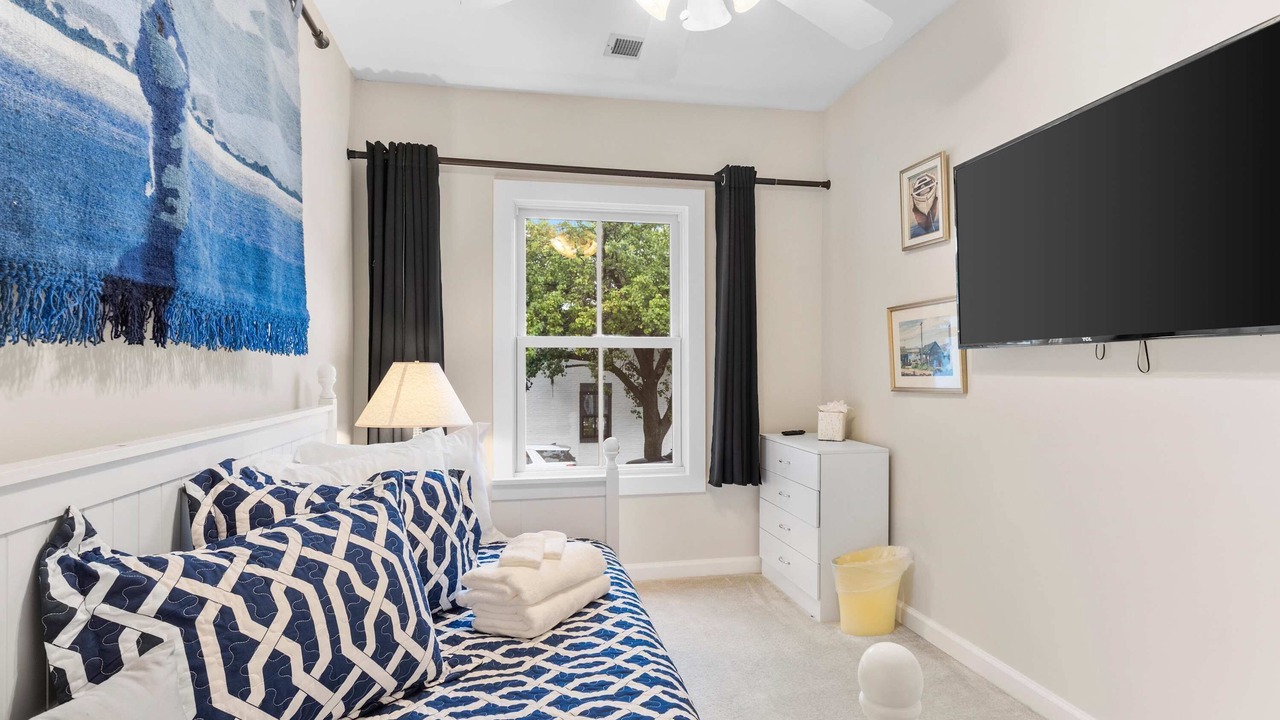 Photo of Bedroom in Old Town West