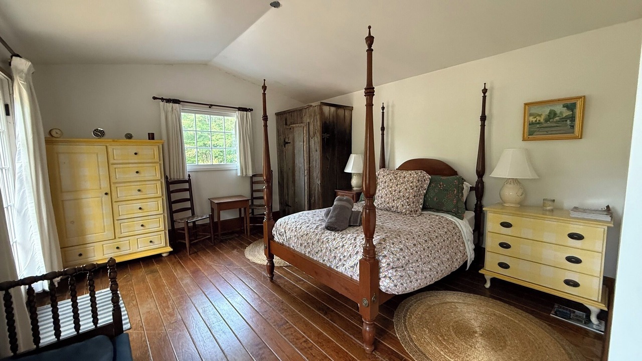 Photo of Bedroom in Marshall