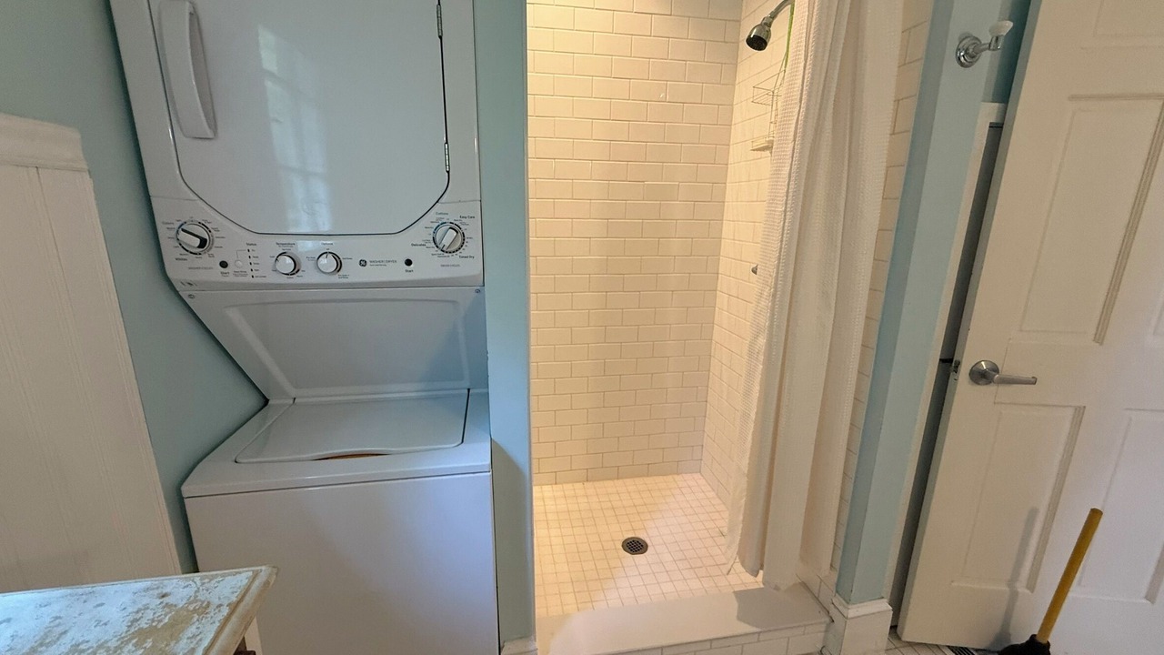 Photo of Bathroom in Marshall