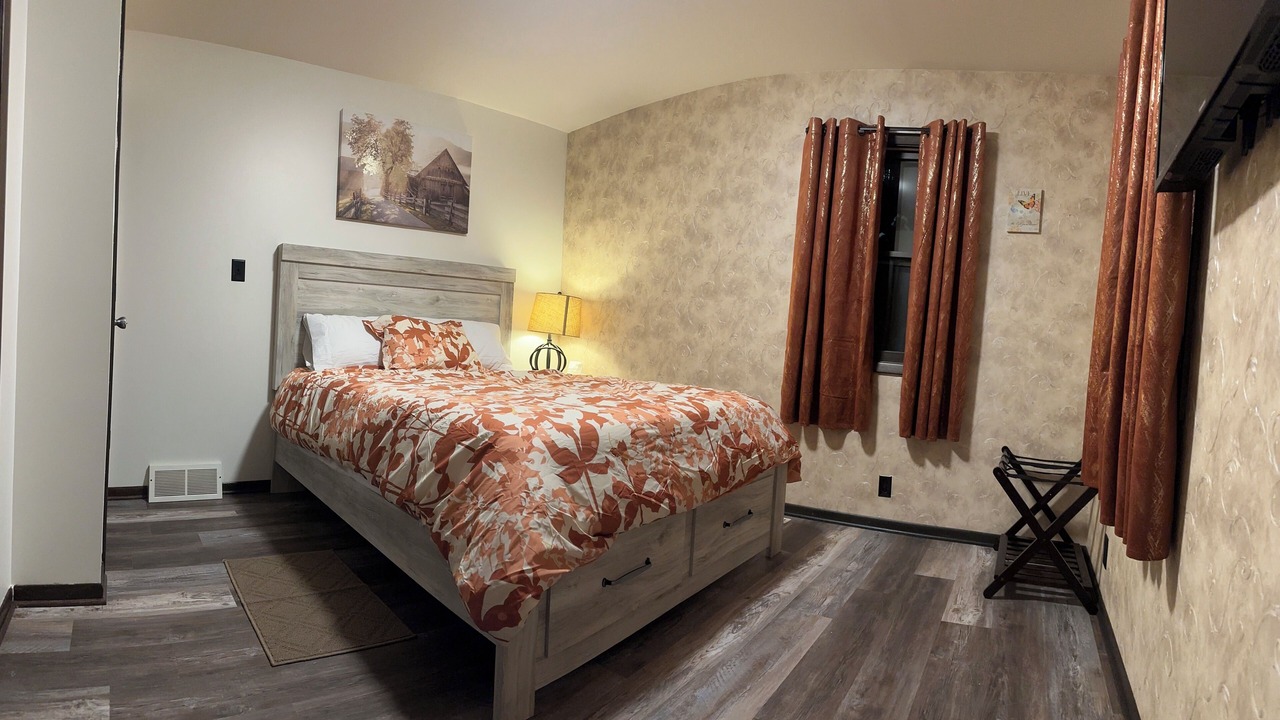 Photo of Bedroom in Brainerd