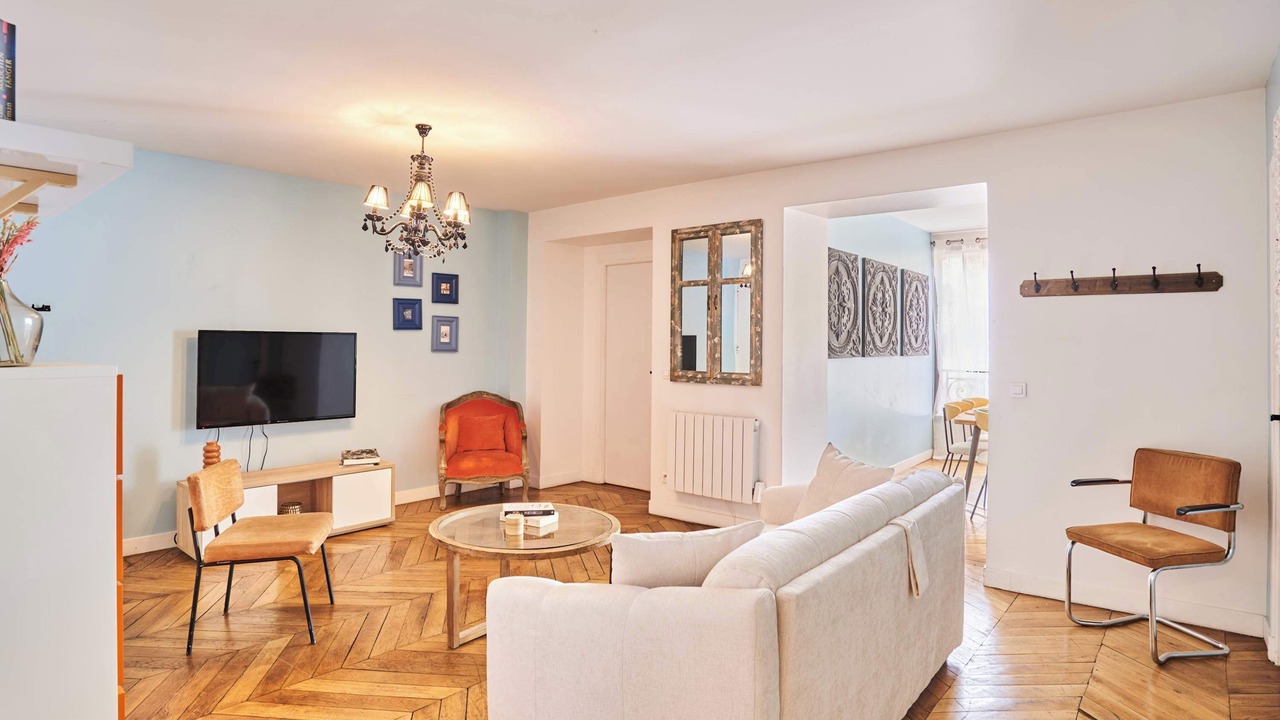Photo of Livingroom in Strasbourg -Saint-Denis