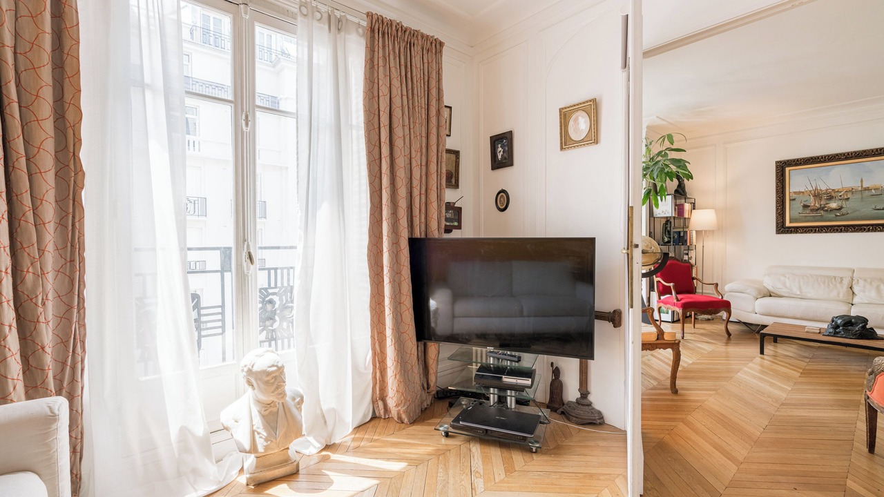 Photo of Livingroom in Quartier de la Plaine-de-Monceaux