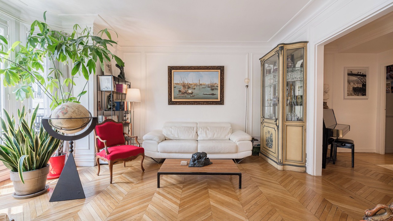 Photo of Livingroom in Quartier de la Plaine-de-Monceaux