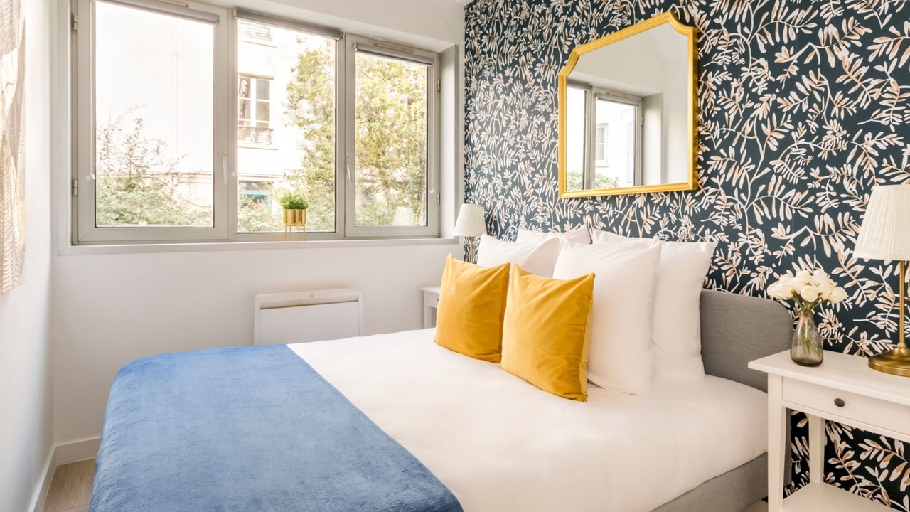 Photo of Bedroom in Grenelle