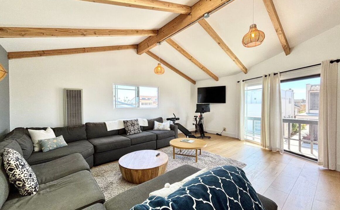 Photo of Bedroom in Oxnard Shores