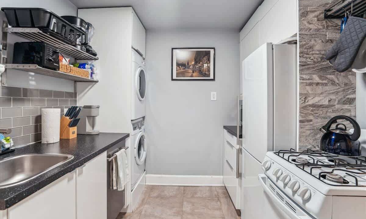 Photo of Kitchen in Historic District