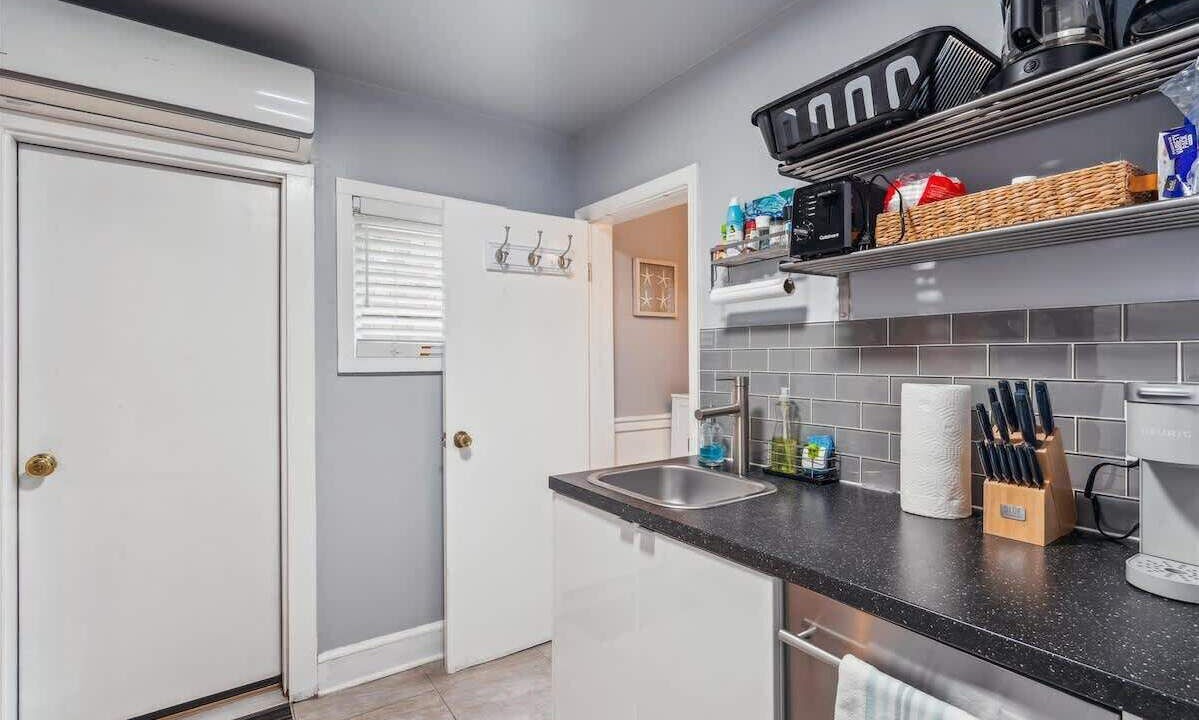 Photo of Kitchen in Historic District