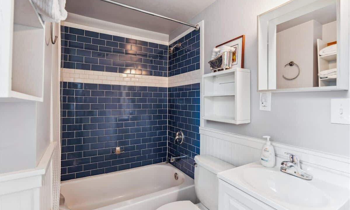 Photo of Bathroom in Historic District