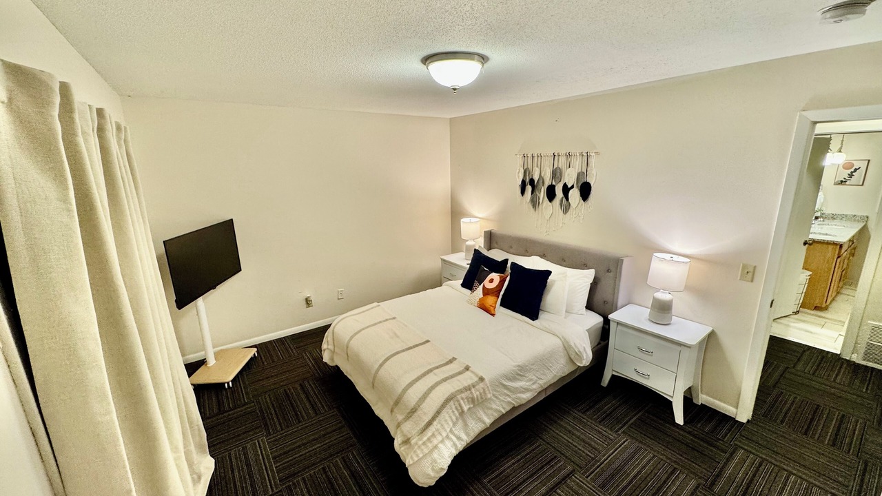 Photo of Bedroom in Robbinsdale