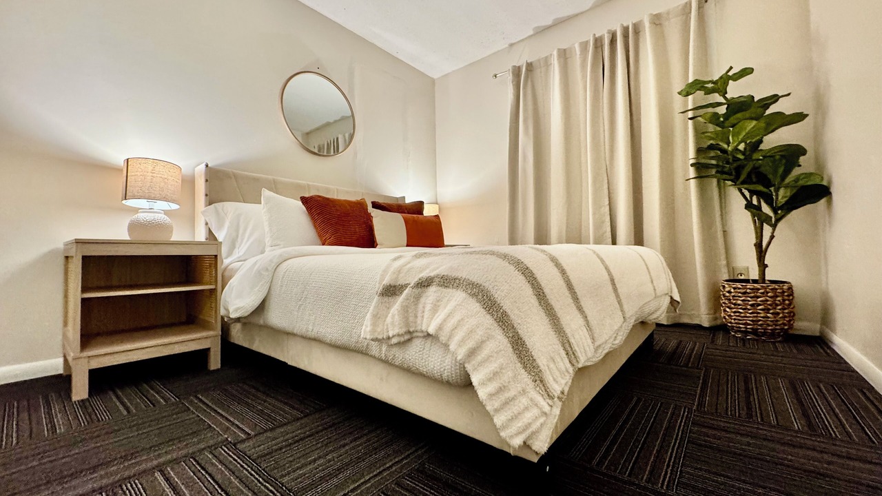 Photo of Bedroom in Robbinsdale