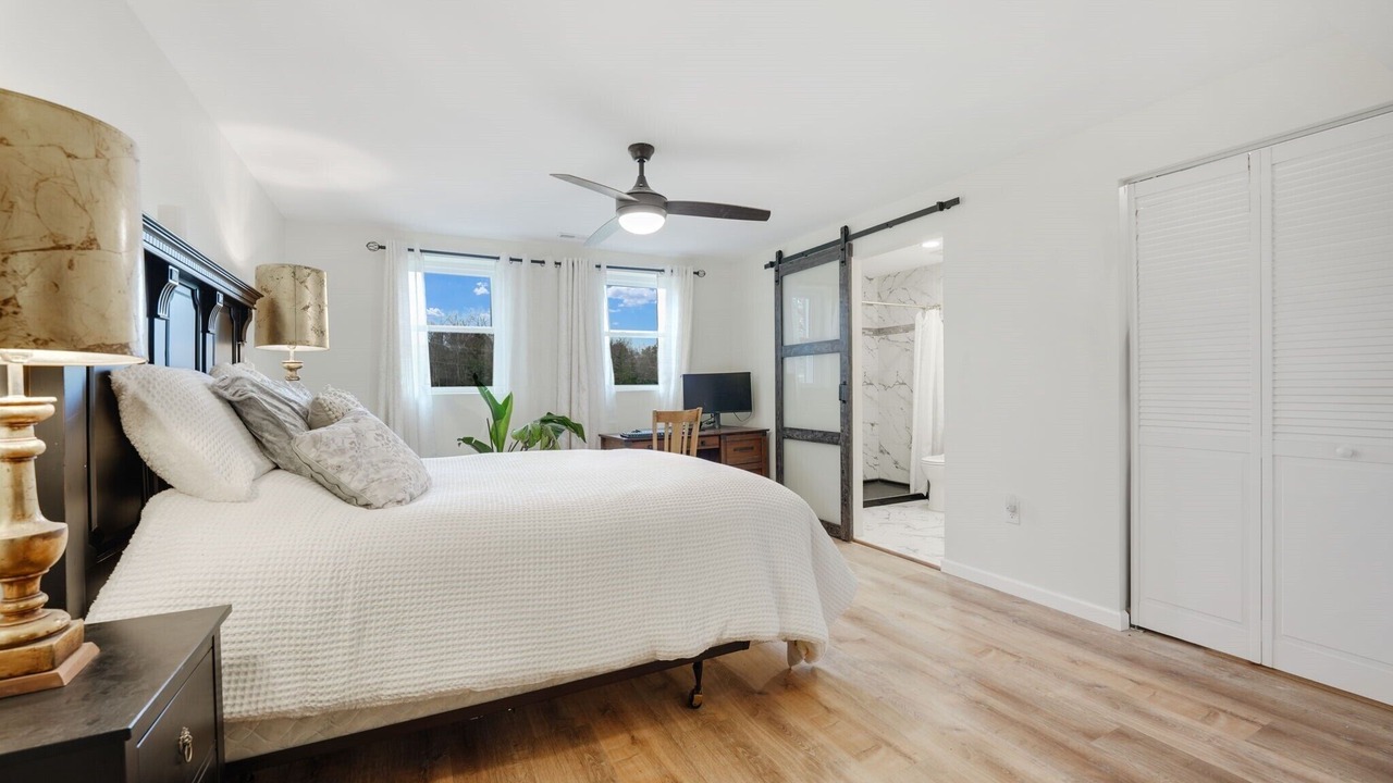 Photo of Bedroom in Middleburg