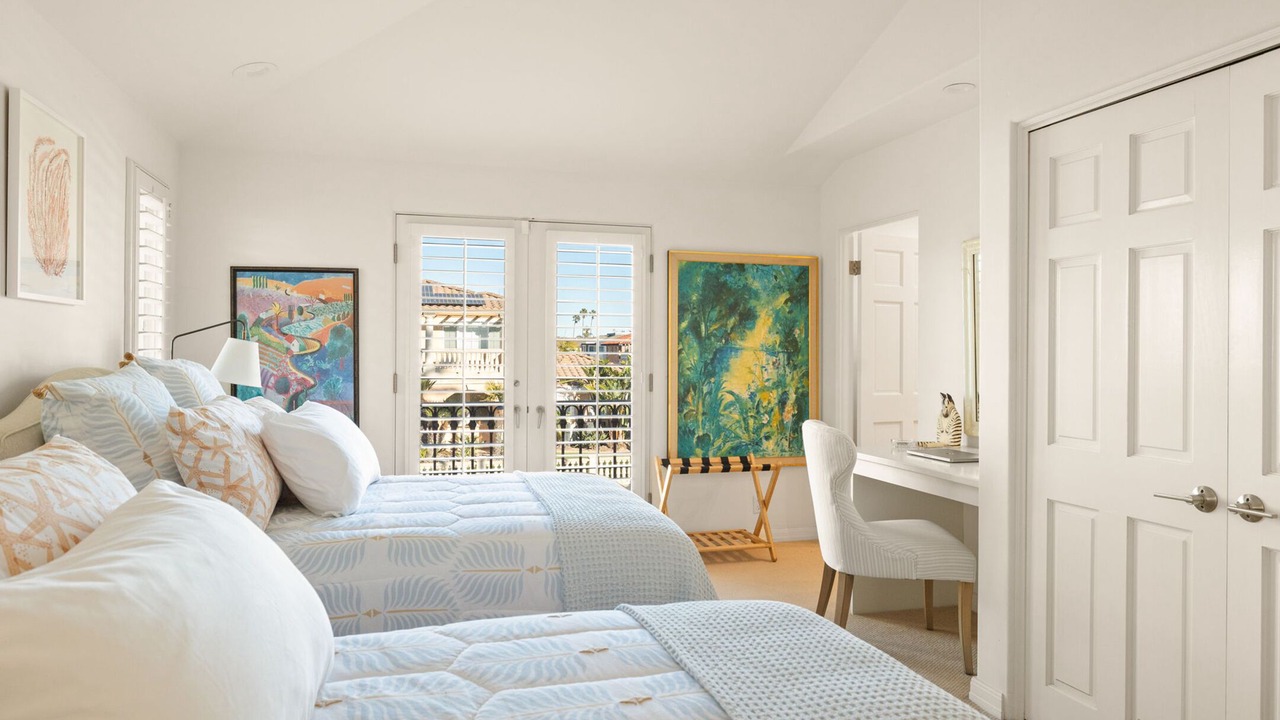 Photo of Bedroom in Oxnard Shores