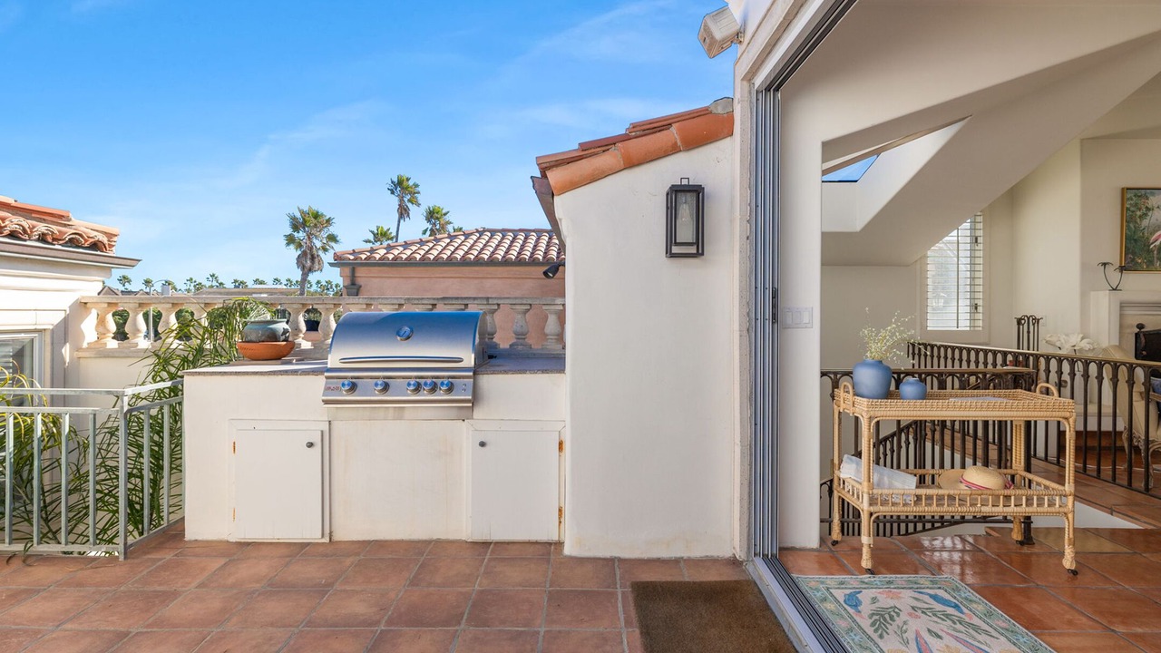 Photo of Patio Balcony in Oxnard Shores