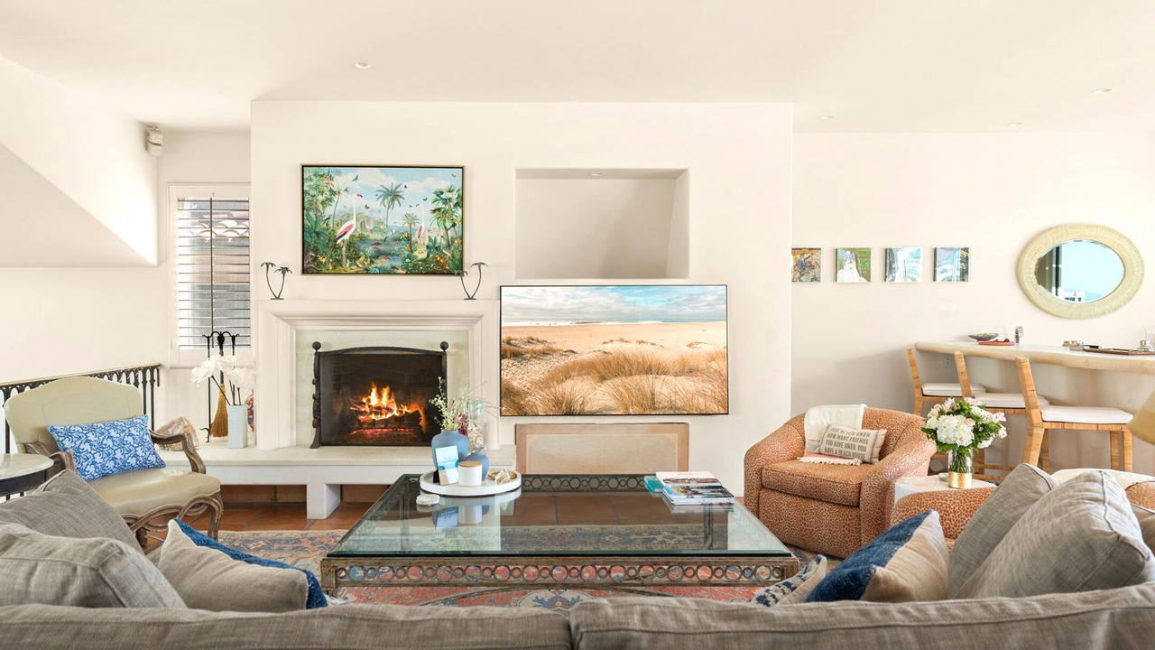 Photo of Livingroom in Oxnard Shores