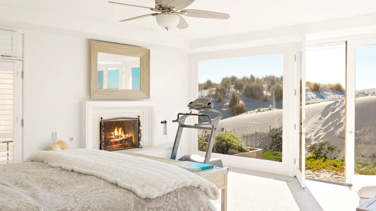 Photo of Bedroom in Oxnard Shores