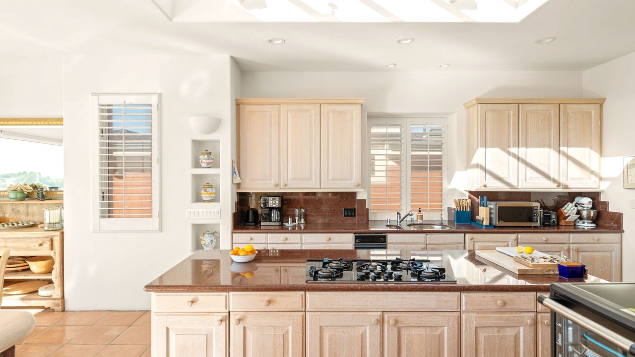 Photo of Kitchen in Oxnard Shores