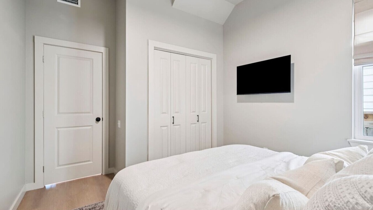 Photo of Bedroom in Seventh Ward