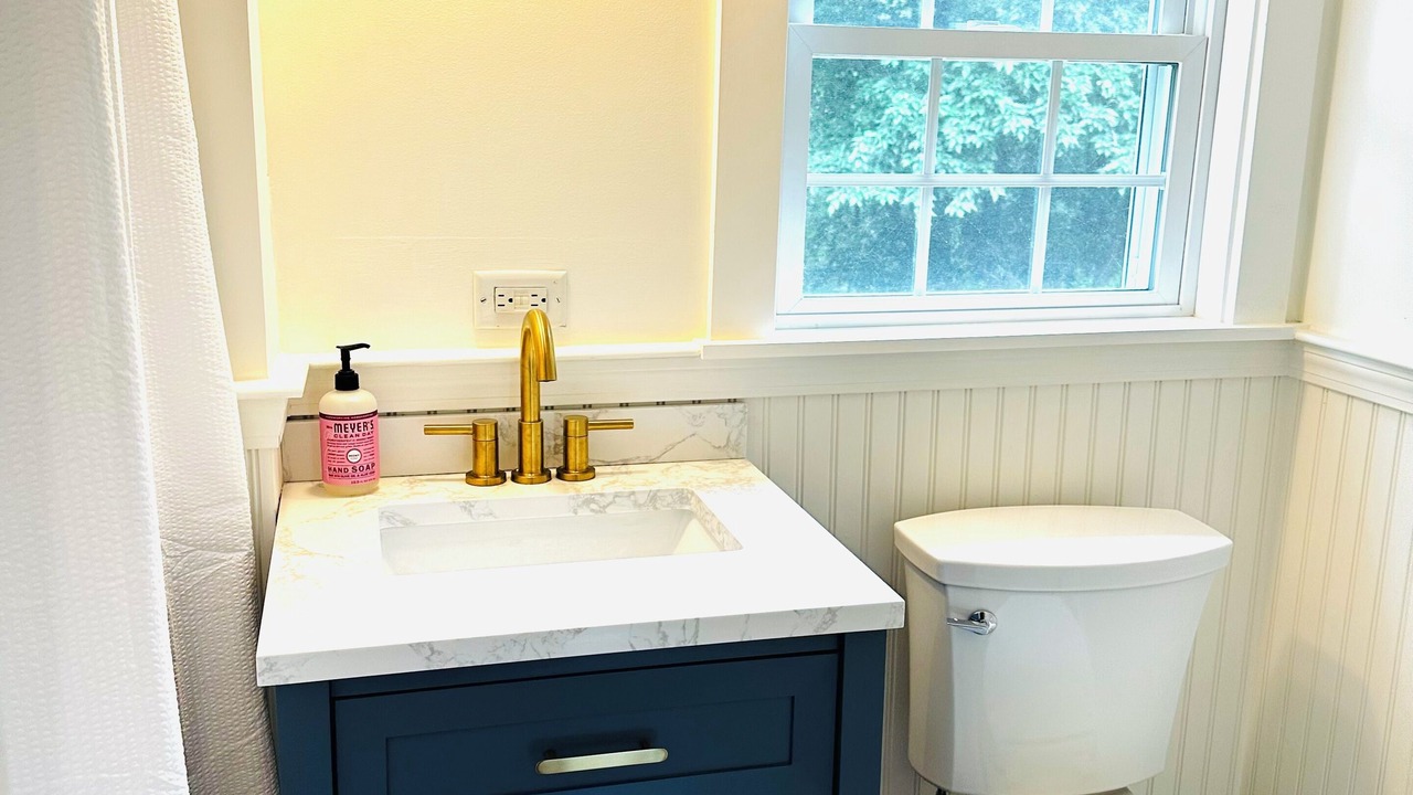 Photo of Bathroom in Sandwich