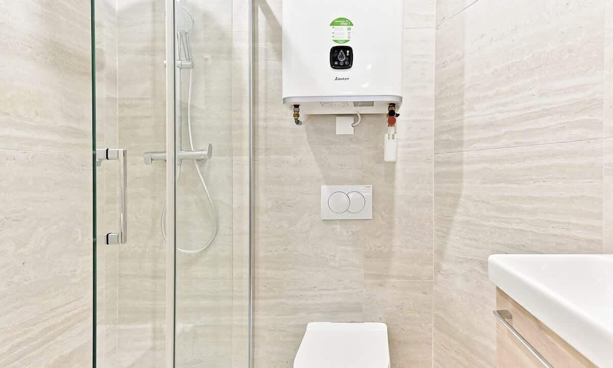Photo of Bathroom in Quartier de la Plaine-de-Monceaux