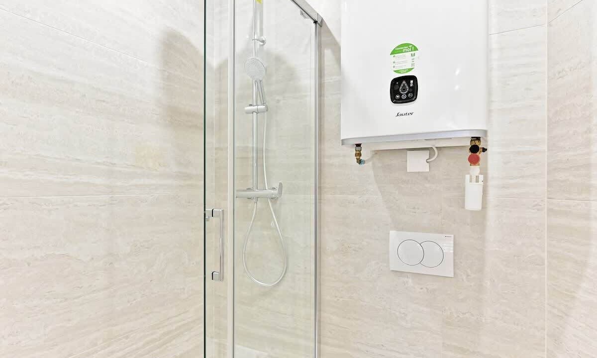 Photo of Bathroom in Quartier de la Plaine-de-Monceaux