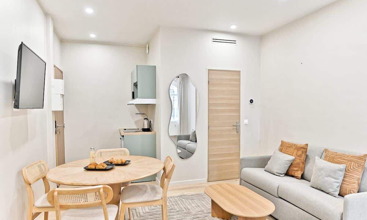 Photo of Livingroom in Quartier de la Plaine-de-Monceaux