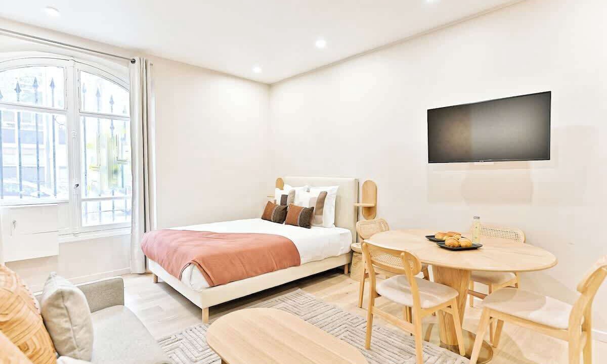 Photo of Bedroom in Quartier de la Plaine-de-Monceaux