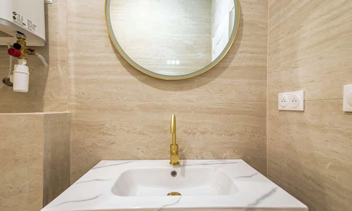 Photo of Bathroom in Quartier de la Plaine-de-Monceaux