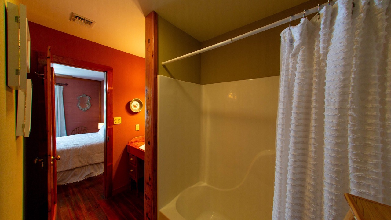 Photo of Bedroom in Breaux Bridge