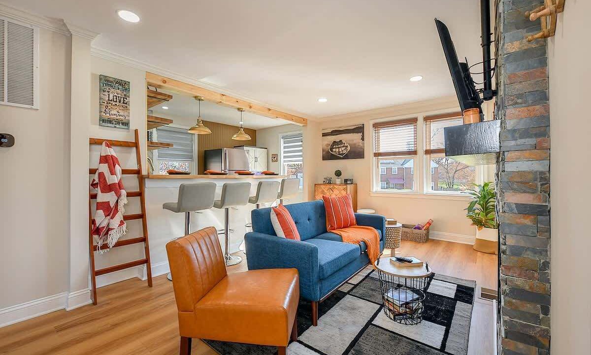 Photo of Livingroom in Parkville