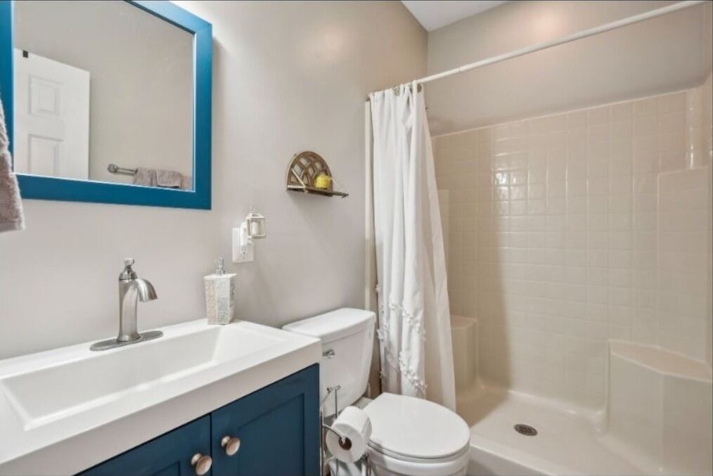Photo of Bathroom in Shady Side