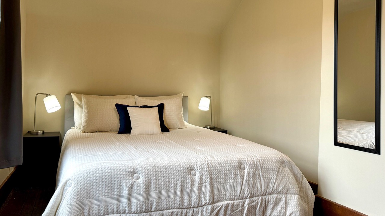 Photo of Bedroom in Decorah