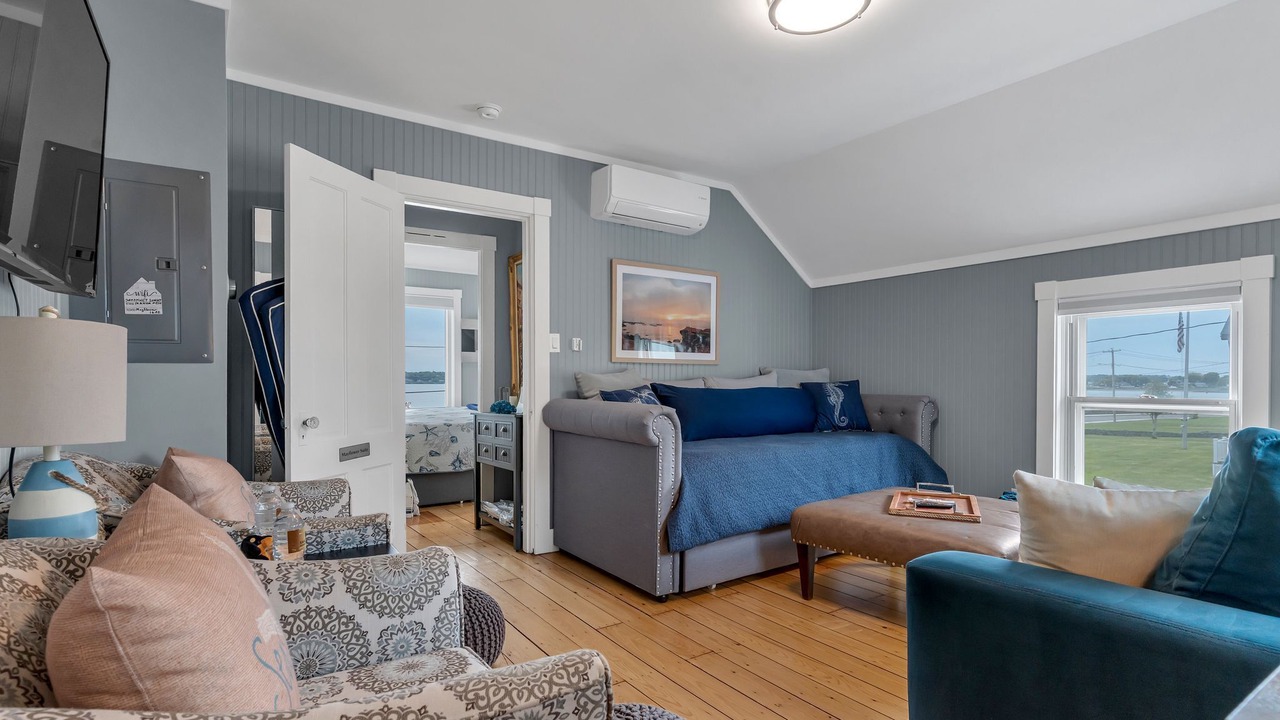 Photo of Bedroom in Tiverton