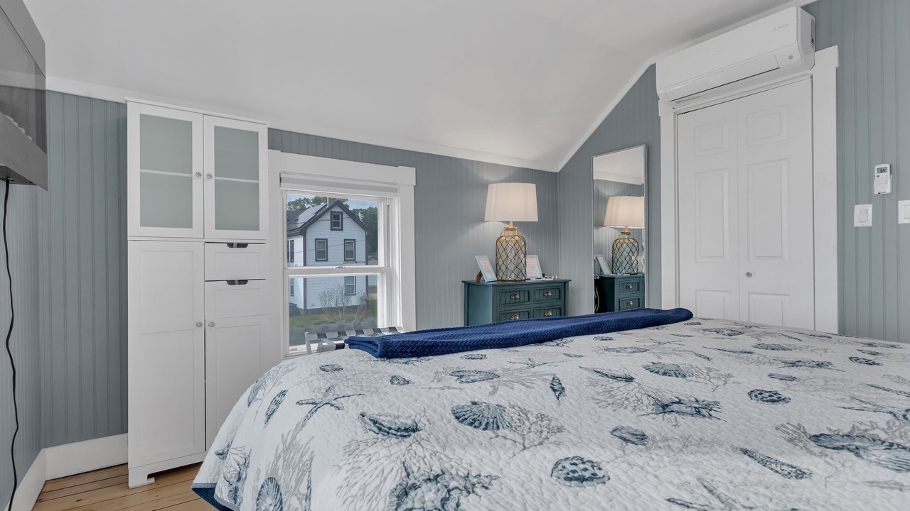 Photo of Bedroom in Tiverton