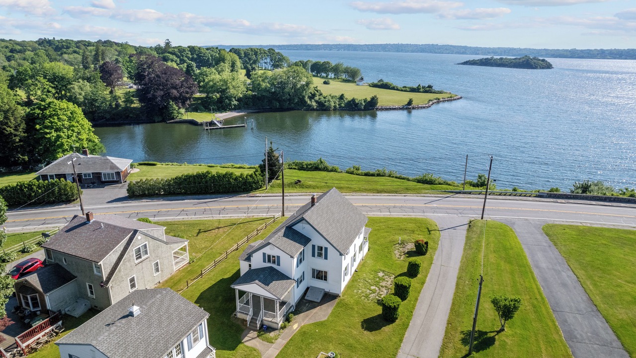 Photo of Outdoor in Tiverton