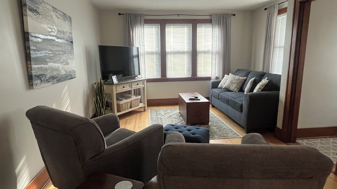 Photo of Livingroom in Lake City