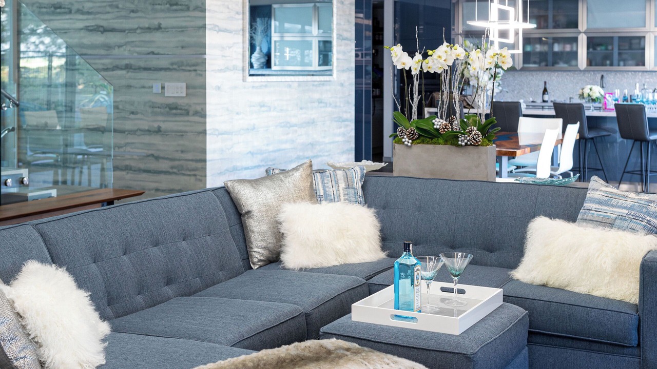 Photo of Livingroom in Gas Lamp Section