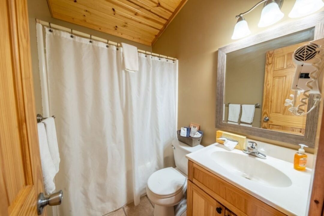 Photo of Bathroom in Isle