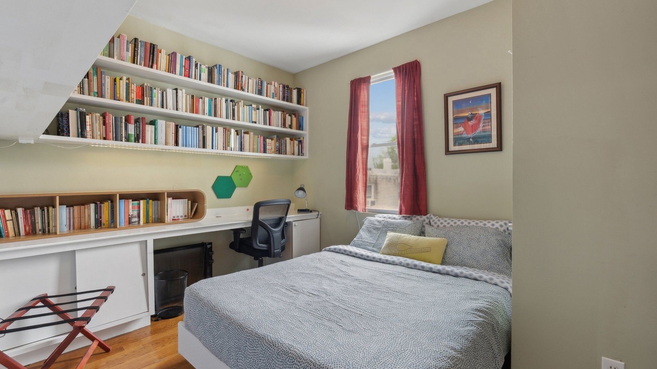 Photo of Bedroom in Eckington