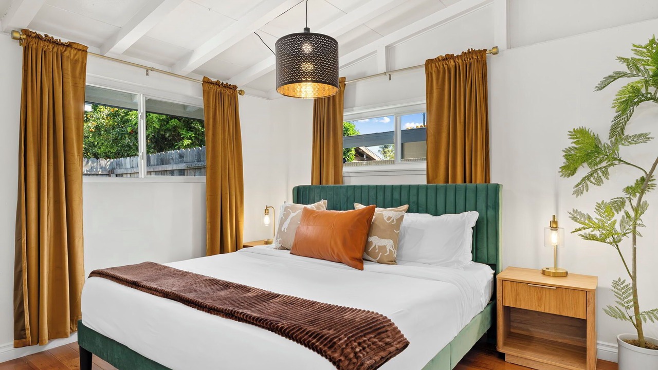Photo of Bedroom in Sherwood Forest and Thistle Development