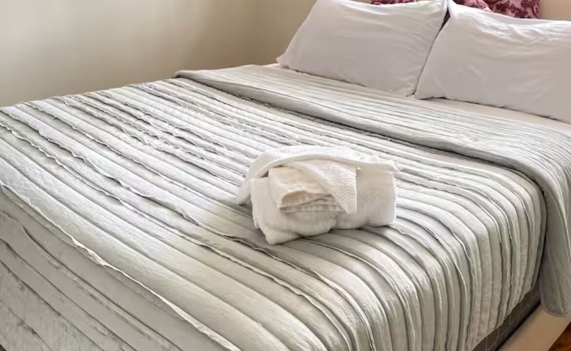 Photo of Bedroom in Highlands - Perkins