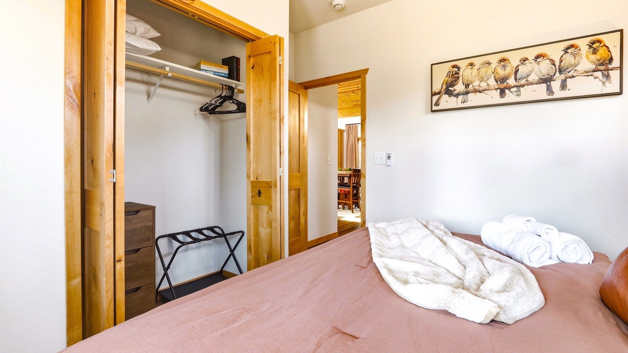 Photo of Bedroom in Nekoosa
