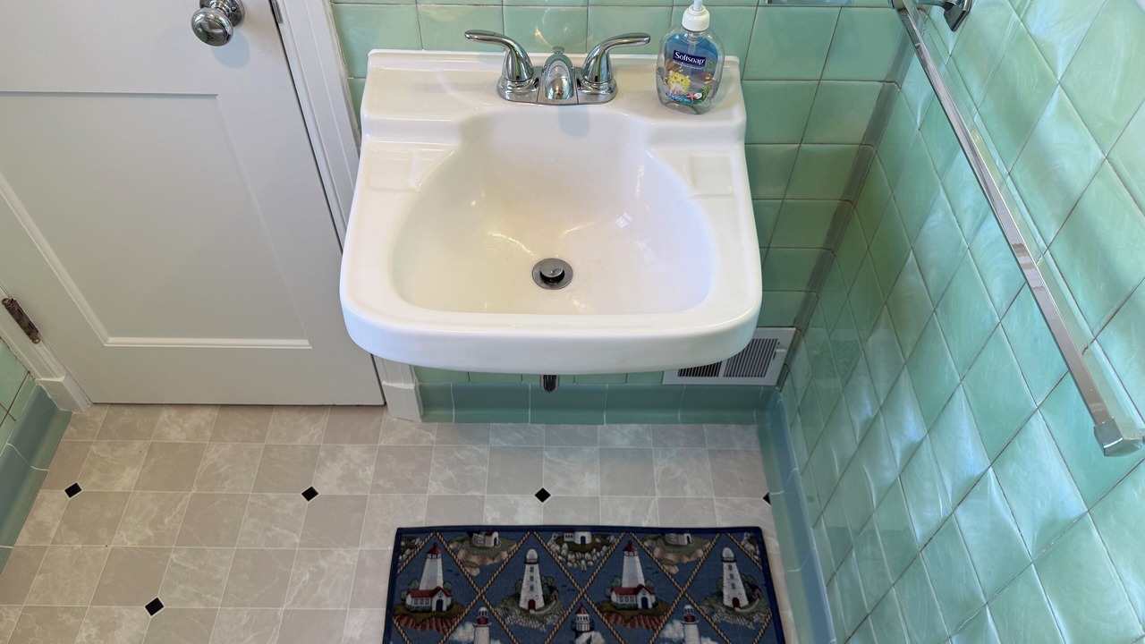Photo of Bathroom in Wautoma