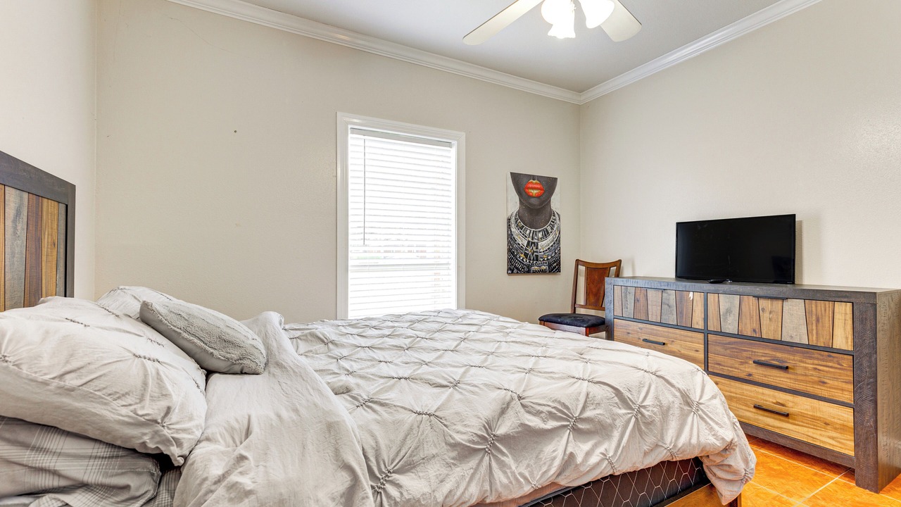 Photo of Bedroom in Ocean Springs