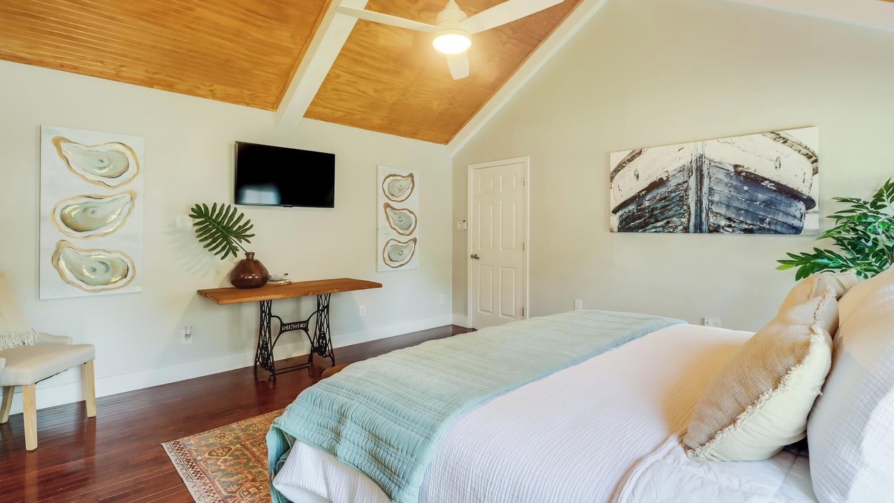 Photo of Bedroom in Biloxi