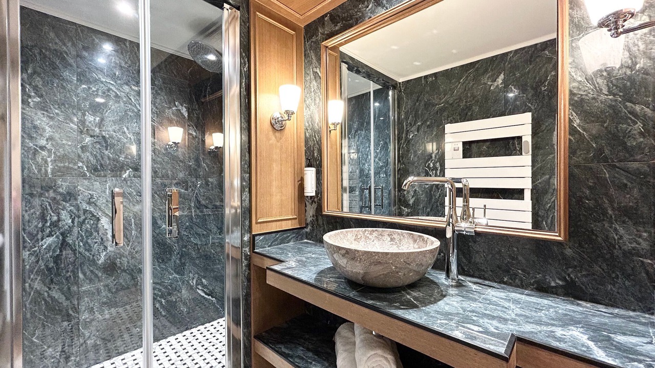 Photo of Bathroom in Quartier des Invalides