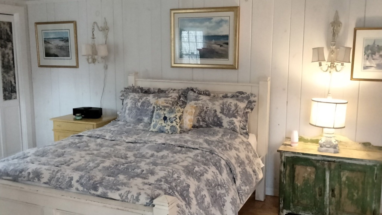 Photo of Bedroom in Brewster