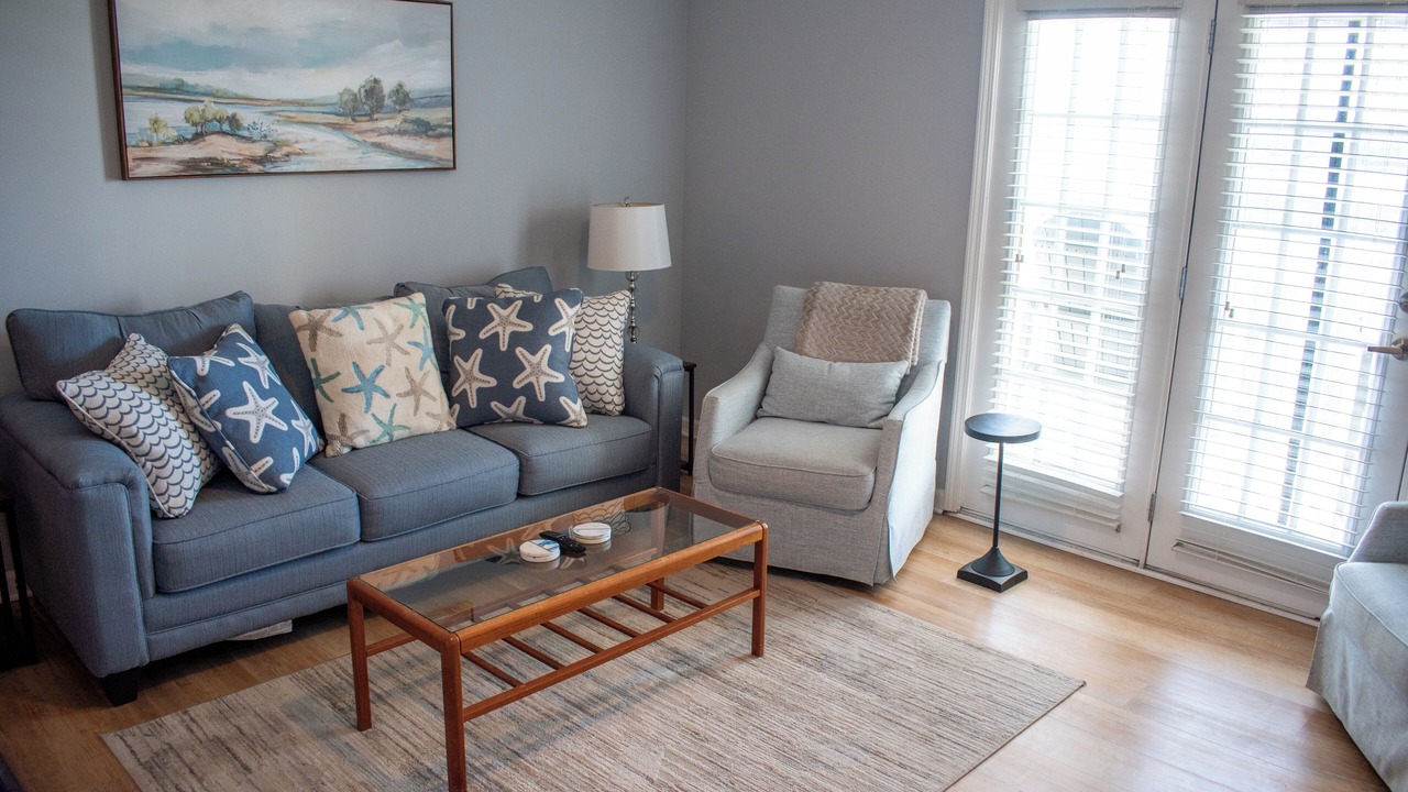 Photo of Livingroom in Gulf Park Estates