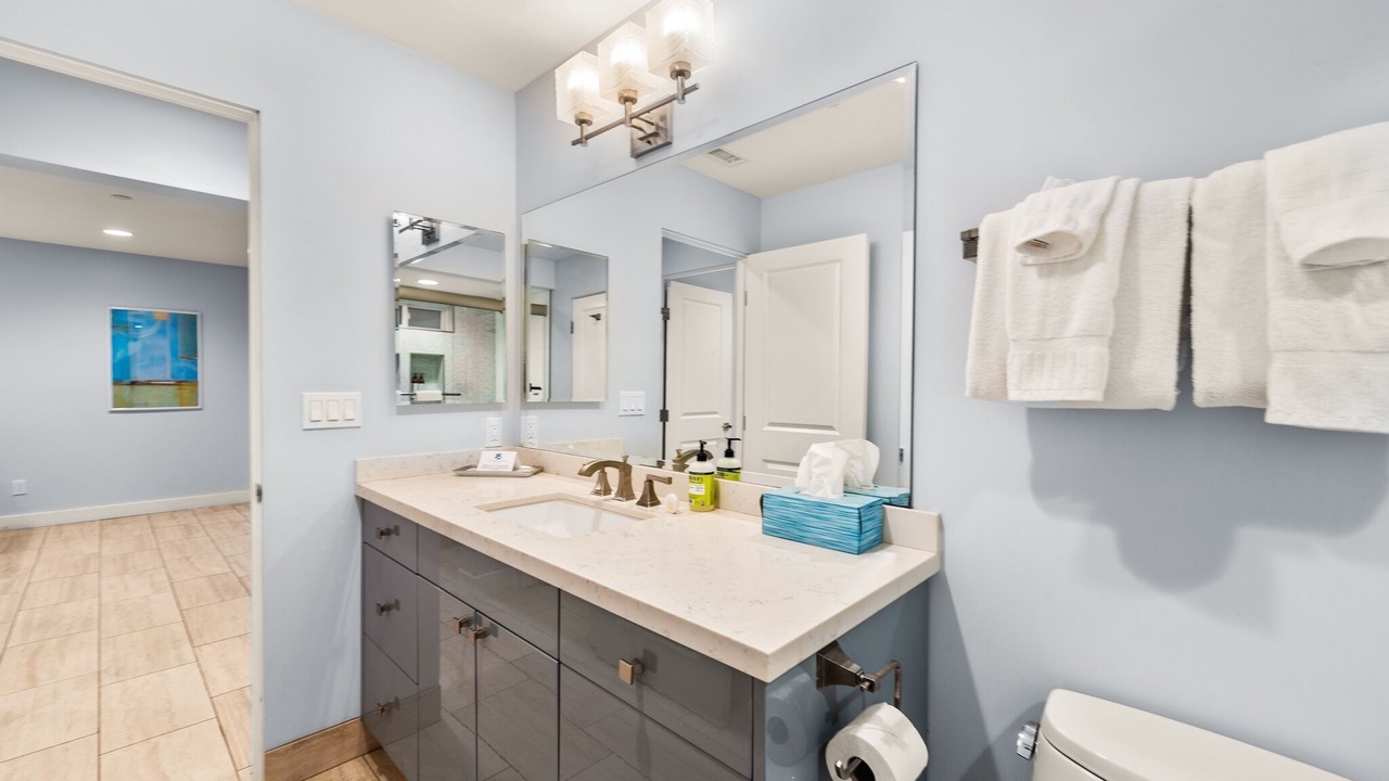 Photo of Bathroom in Hollywood Beach